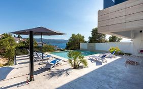 Adria View